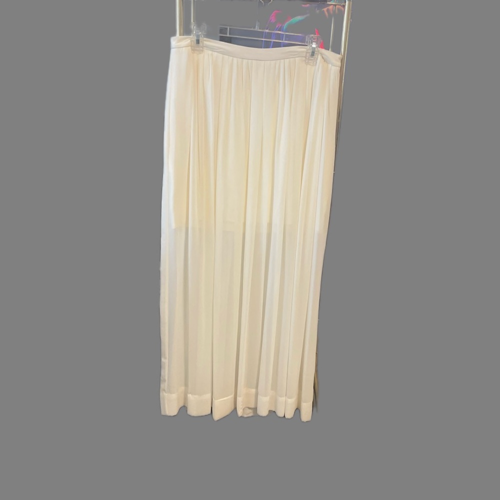 Vince Camuto Cream Maxi Skirt